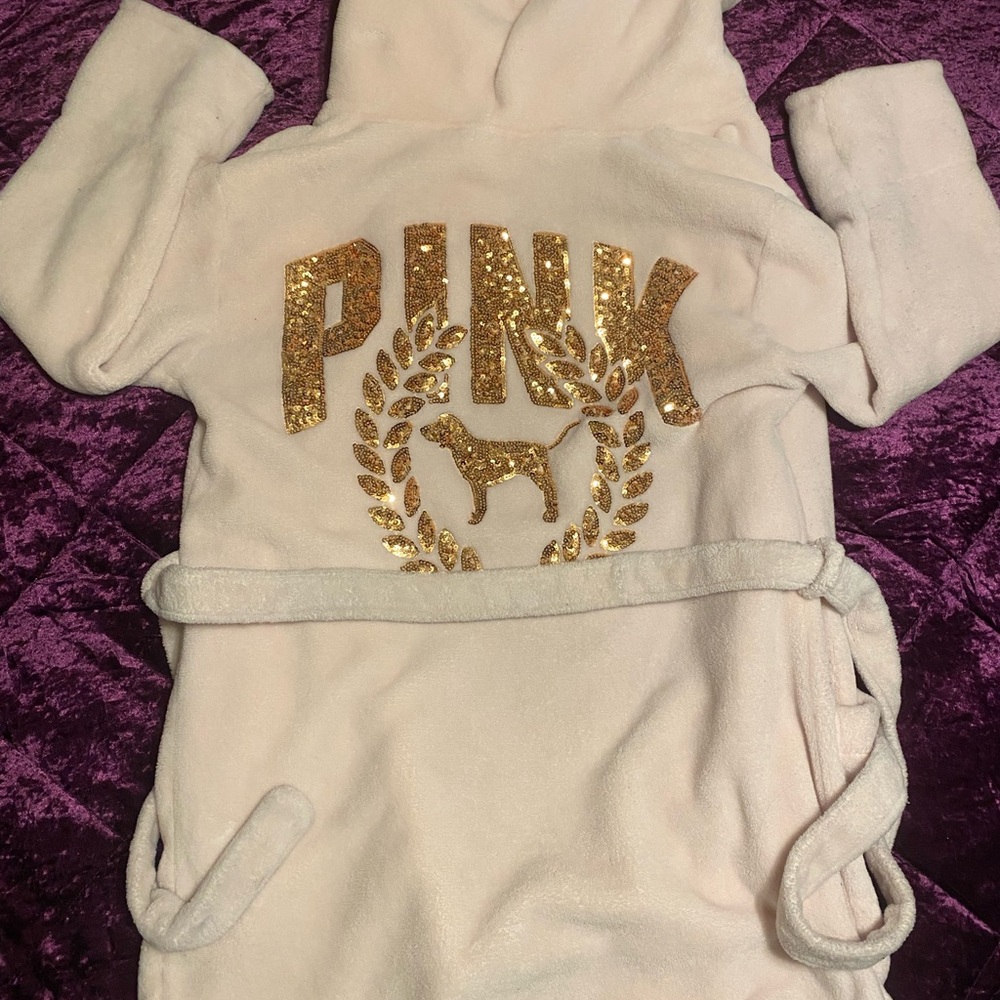 Victoria’s Secret PINK robe